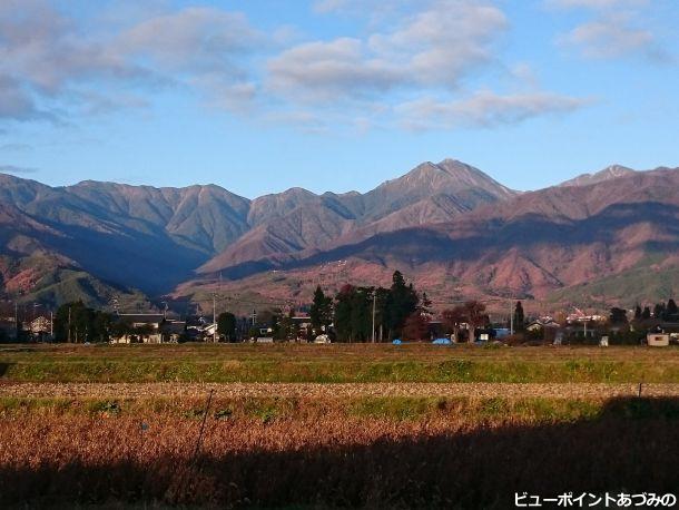 晩秋の稜線