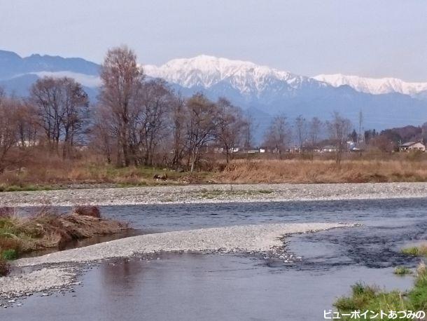 犀川と蓮華岳