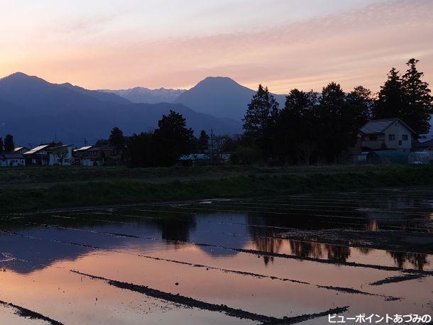 水鏡の夕景