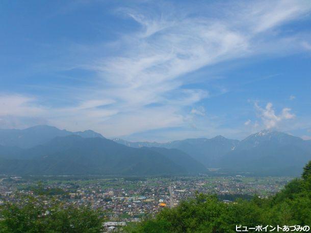 霊松寺から望む仁科郷