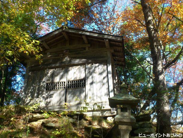 浮洲が森の高登屋社