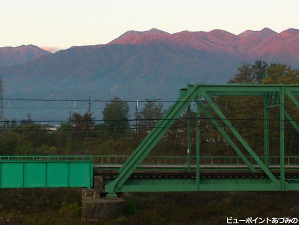 穂高川橋梁と常念岳