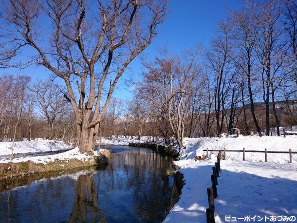 万水川雪景色