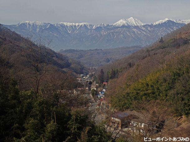 常念岳のある座敷