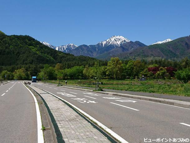 蒼い空と常念岳