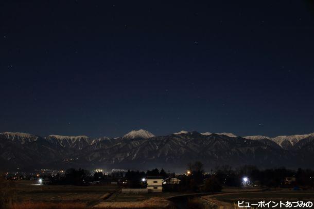 月光の常念岳