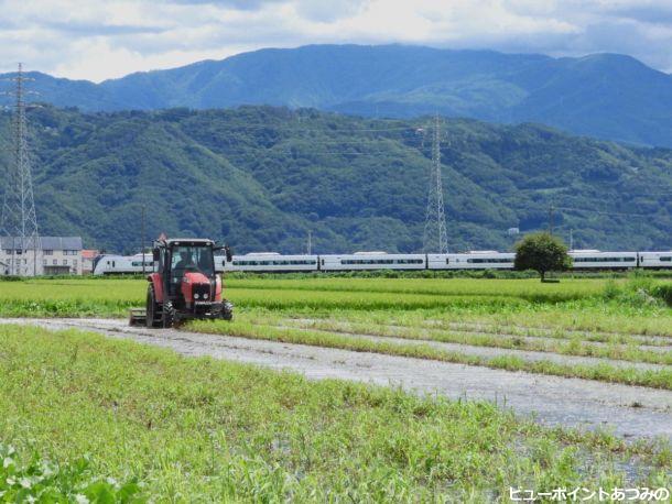 開墾田に特急