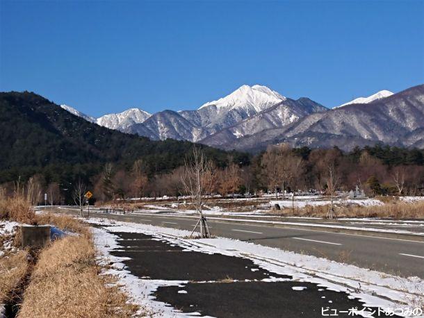 冬空と常念岳