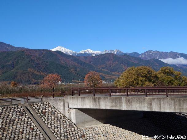 常念岳と横通岳