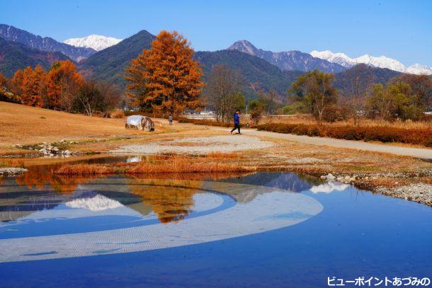 ちひろ美術館水鏡