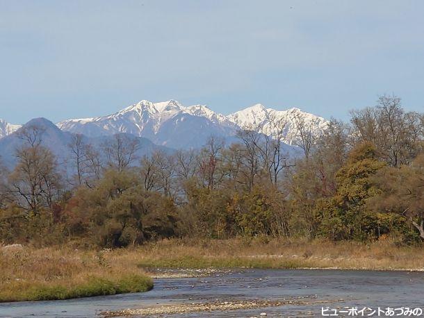 乳房川と後立山連峰